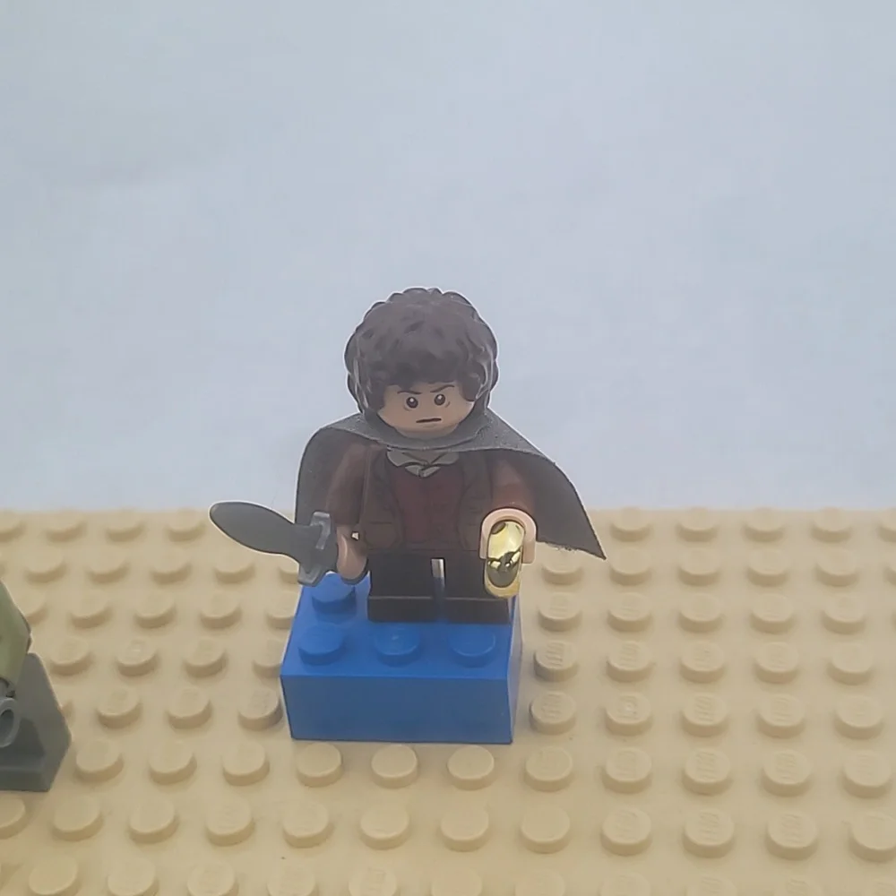 Lego Lord Of The Rings Frodo Baggins Minifigure - Picture 4 of 6